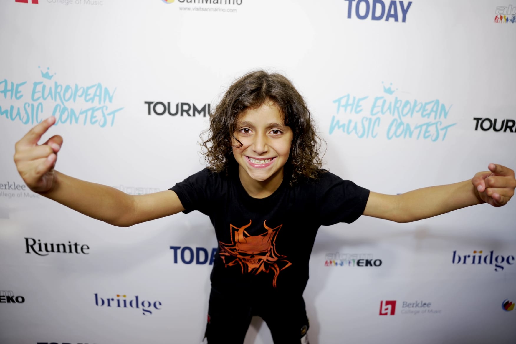 WhatsApp Image 2025 10 30 at 22.30.03